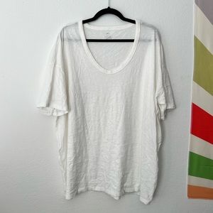 White Aerie t shirt